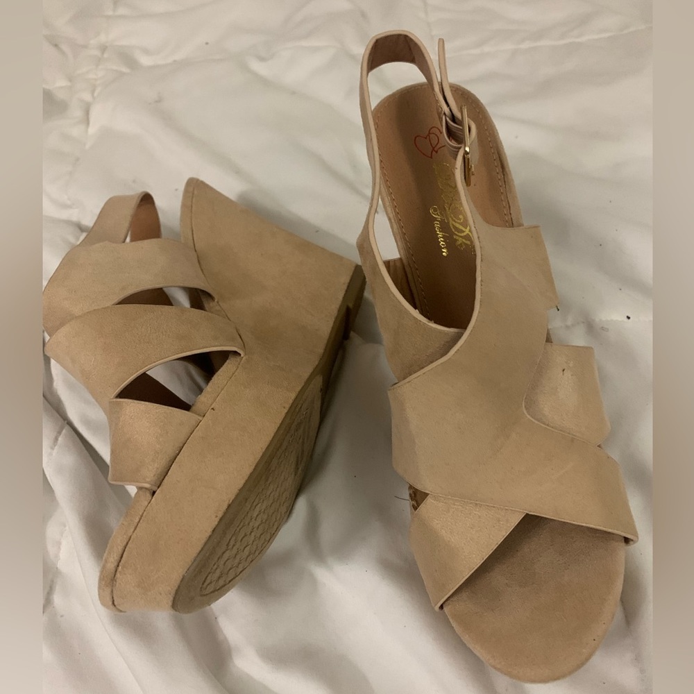 DbDk Wedge Sandals